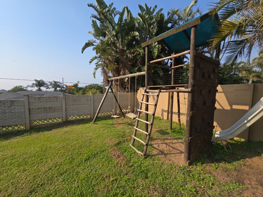 4 Bedroom Property for Sale in St Michaels On Sea KwaZulu-Natal