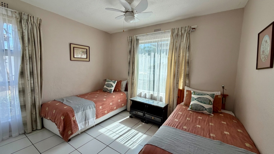 3 Bedroom Property for Sale in Uvongo KwaZulu-Natal