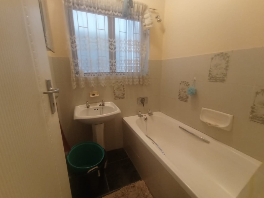 2 Bedroom Property for Sale in Pietermaritzburg Central KwaZulu-Natal
