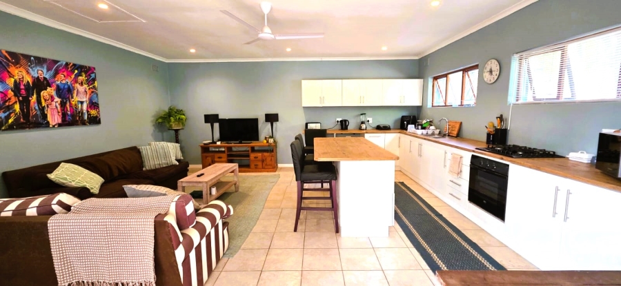 To Let 2 Bedroom Property for Rent in Umtentweni KwaZulu-Natal