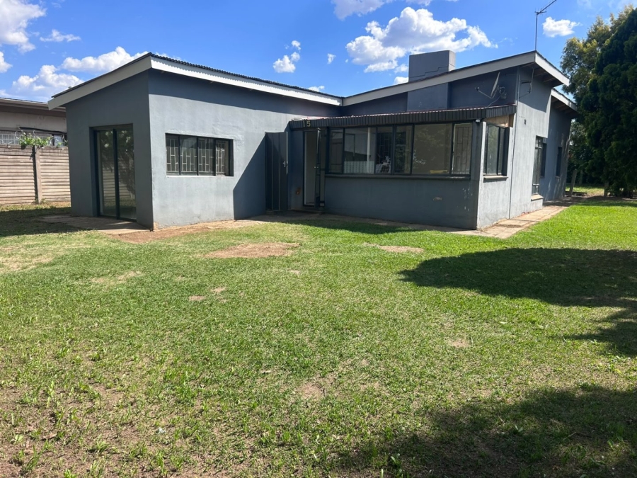 To Let 3 Bedroom Property for Rent in Arborpark KwaZulu-Natal
