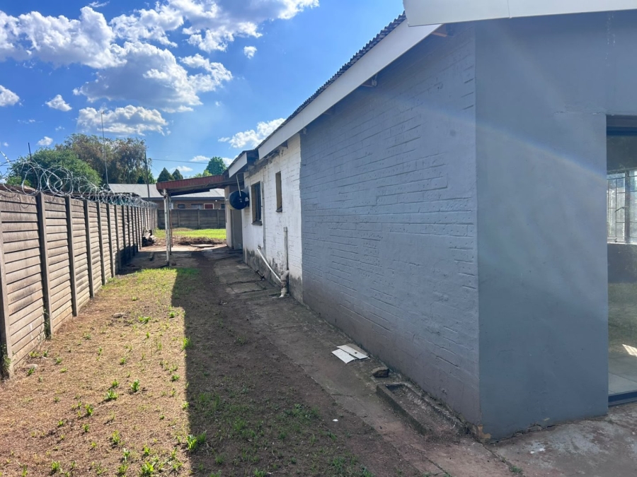 To Let 3 Bedroom Property for Rent in Arborpark KwaZulu-Natal