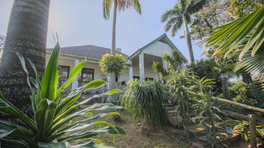 5 Bedroom Property for Sale in Umtentweni KwaZulu-Natal