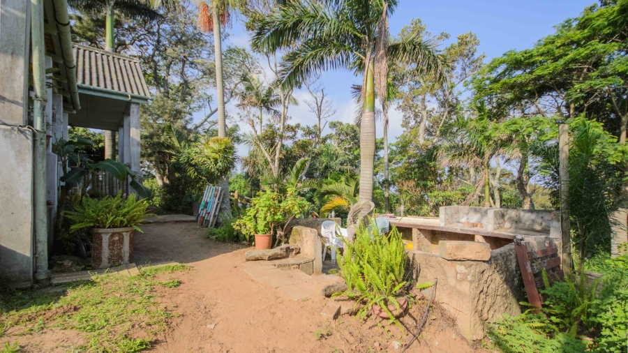 5 Bedroom Property for Sale in Umtentweni KwaZulu-Natal