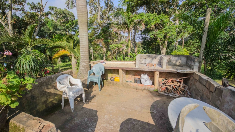 5 Bedroom Property for Sale in Umtentweni KwaZulu-Natal