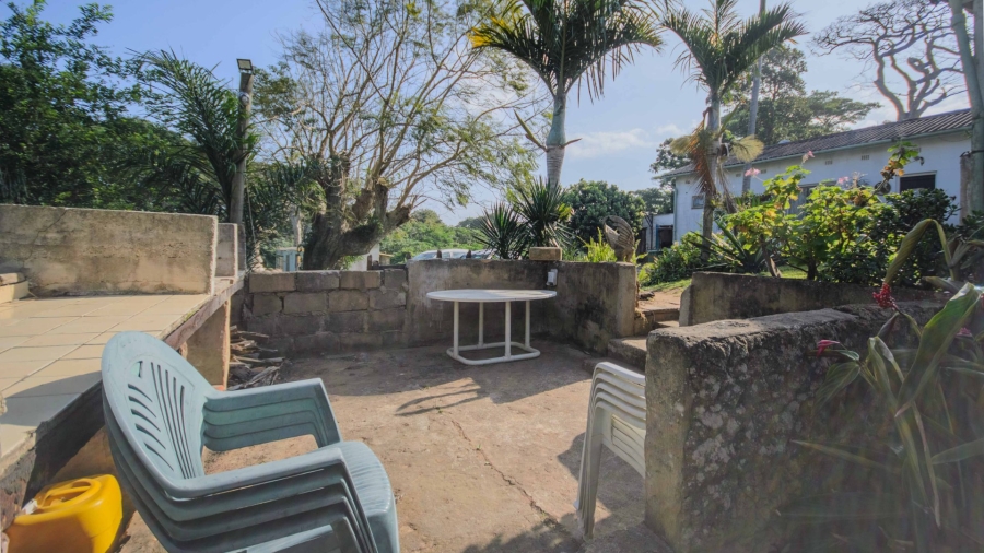 5 Bedroom Property for Sale in Umtentweni KwaZulu-Natal