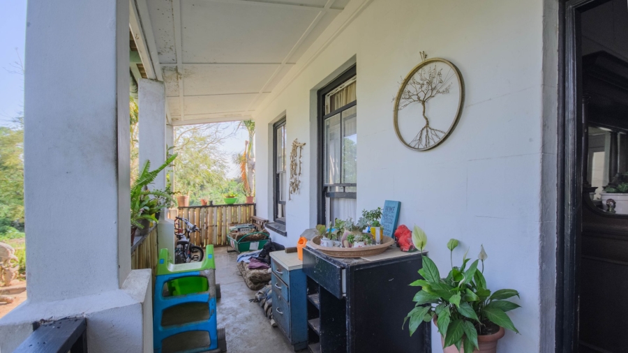 5 Bedroom Property for Sale in Umtentweni KwaZulu-Natal