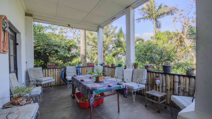 5 Bedroom Property for Sale in Umtentweni KwaZulu-Natal
