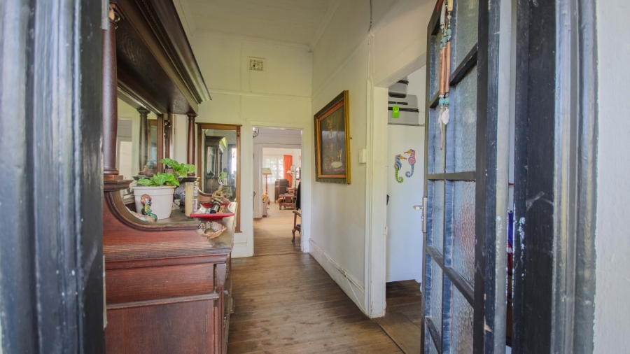 5 Bedroom Property for Sale in Umtentweni KwaZulu-Natal
