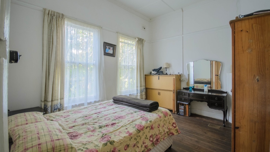 5 Bedroom Property for Sale in Umtentweni KwaZulu-Natal