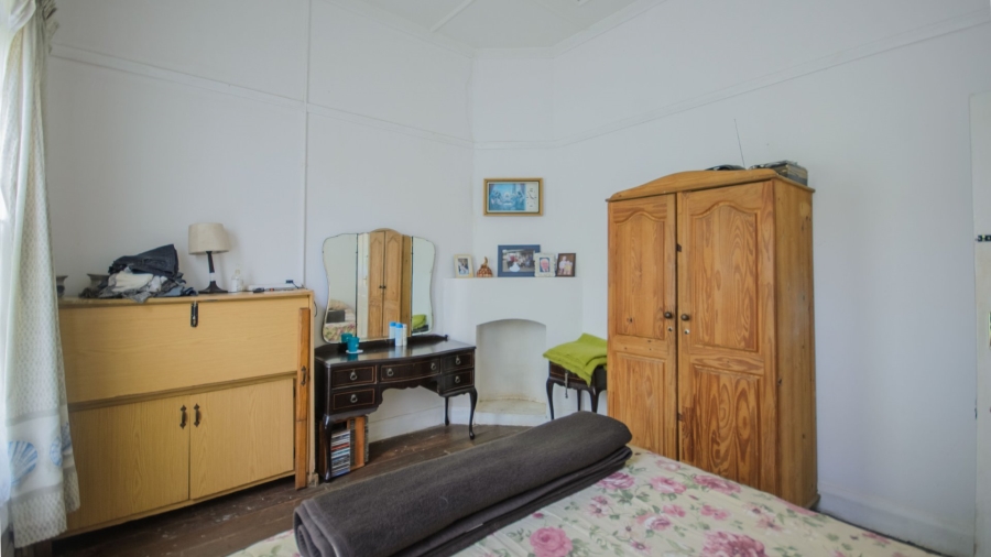 5 Bedroom Property for Sale in Umtentweni KwaZulu-Natal