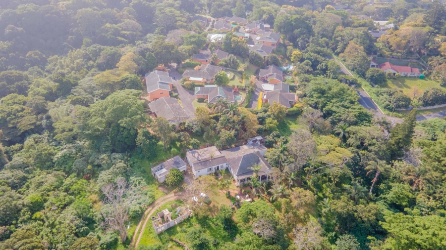 5 Bedroom Property for Sale in Umtentweni KwaZulu-Natal