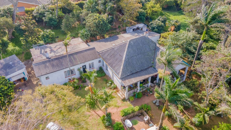 5 Bedroom Property for Sale in Umtentweni KwaZulu-Natal