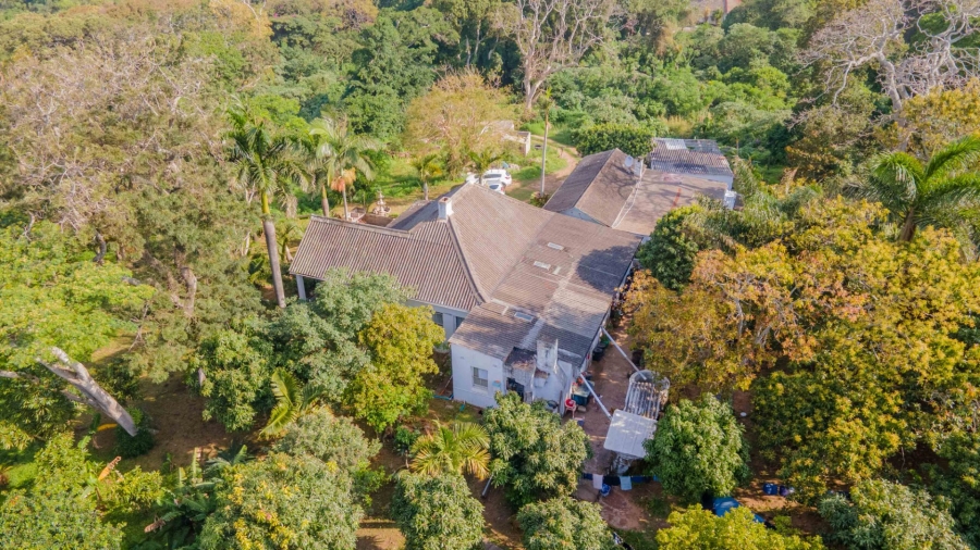 5 Bedroom Property for Sale in Umtentweni KwaZulu-Natal