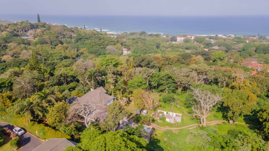 5 Bedroom Property for Sale in Umtentweni KwaZulu-Natal