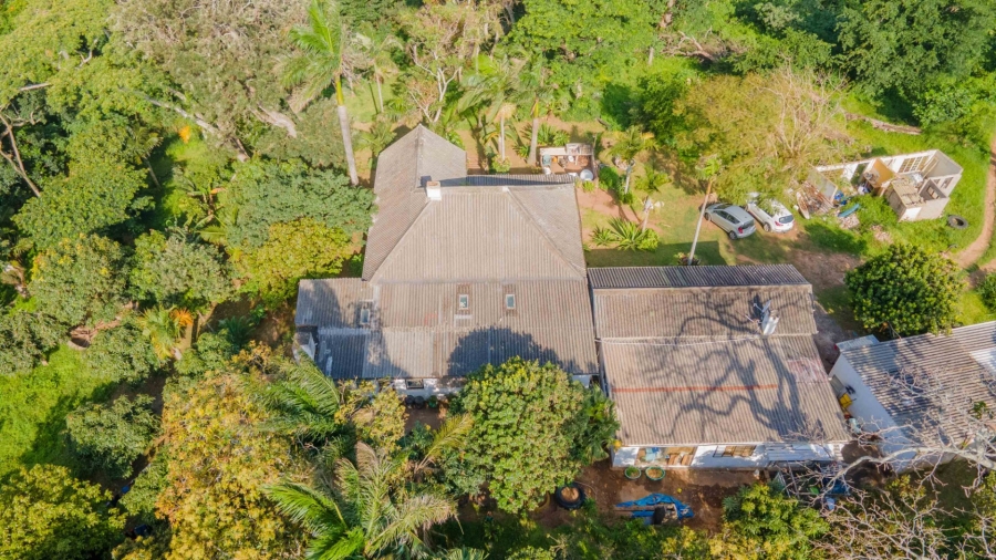 5 Bedroom Property for Sale in Umtentweni KwaZulu-Natal