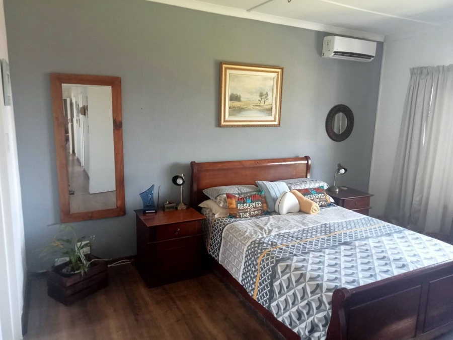 4 Bedroom Property for Sale in Shelly Beach KwaZulu-Natal