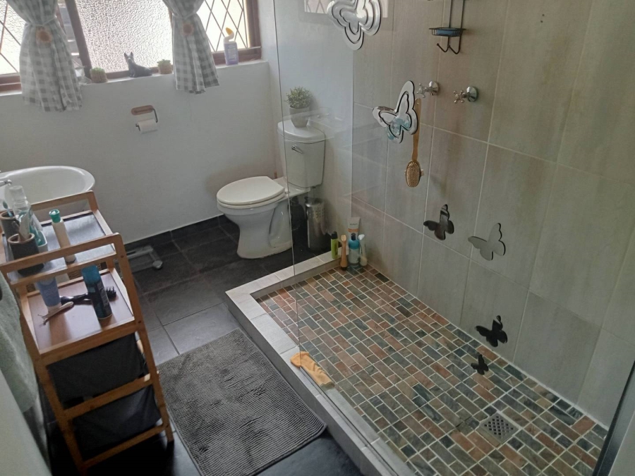 4 Bedroom Property for Sale in Shelly Beach KwaZulu-Natal