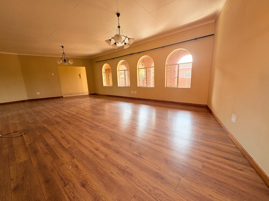 3 Bedroom Property for Sale in Aviary Hill KwaZulu-Natal