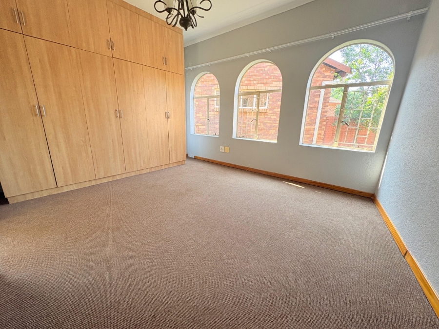 3 Bedroom Property for Sale in Aviary Hill KwaZulu-Natal