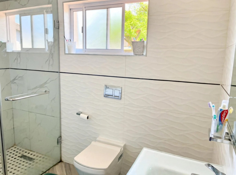 4 Bedroom Property for Sale in Meer En See KwaZulu-Natal