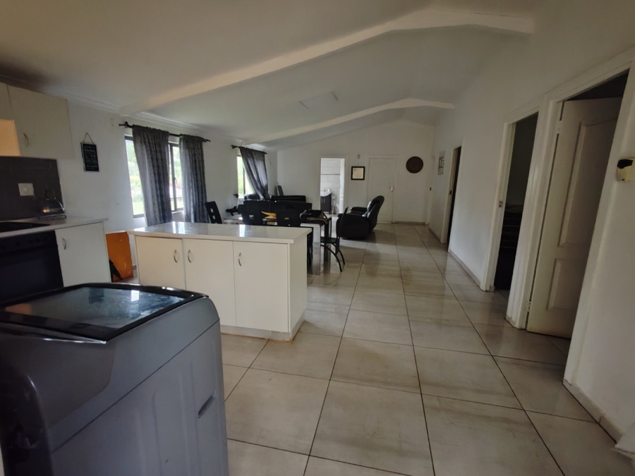 8 Bedroom Property for Sale in Byrne KwaZulu-Natal