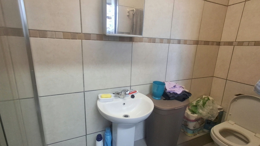  Bedroom Property for Sale in Brighton Beach KwaZulu-Natal