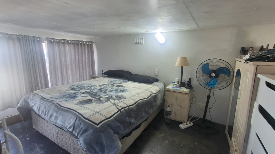  Bedroom Property for Sale in Brighton Beach KwaZulu-Natal