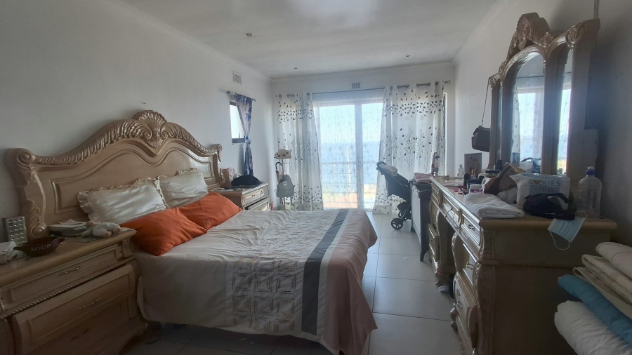  Bedroom Property for Sale in Brighton Beach KwaZulu-Natal