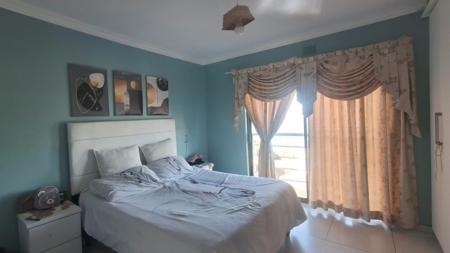  Bedroom Property for Sale in Brighton Beach KwaZulu-Natal