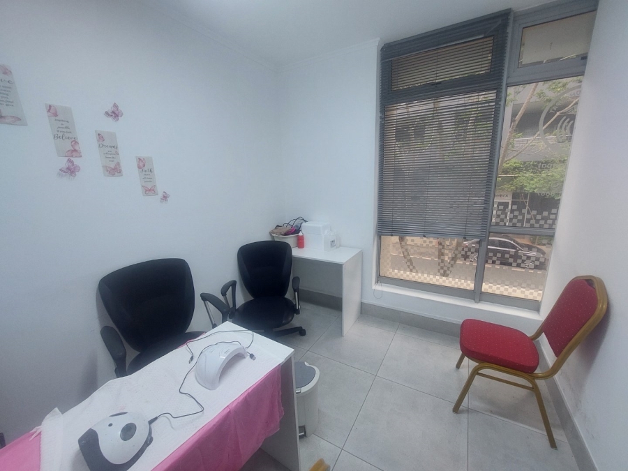 To Let Commercial Property for Rent in Umhlanga KwaZulu-Natal