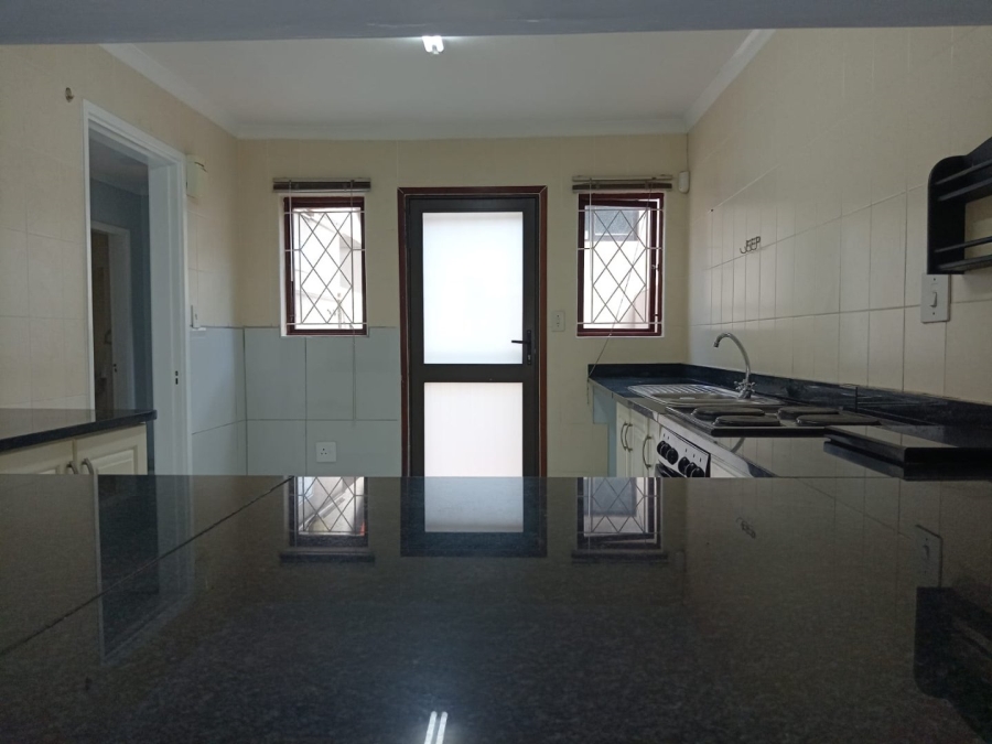 3 Bedroom Property for Sale in Uvongo Beach KwaZulu-Natal
