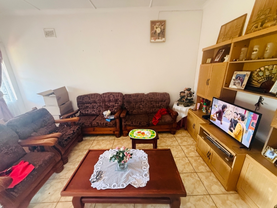 Bedroom Property for Sale in Raisethorpe KwaZulu-Natal