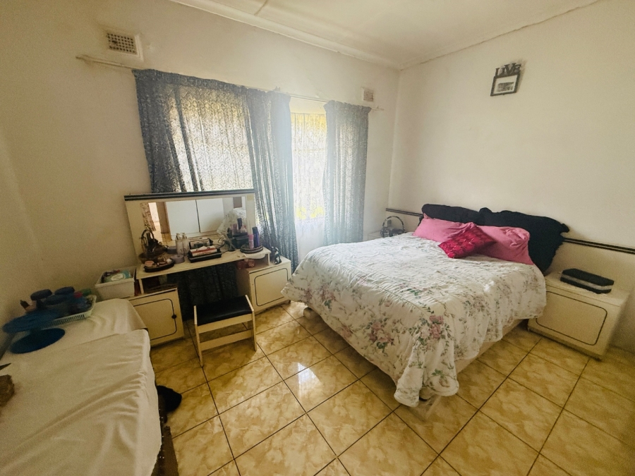  Bedroom Property for Sale in Raisethorpe KwaZulu-Natal