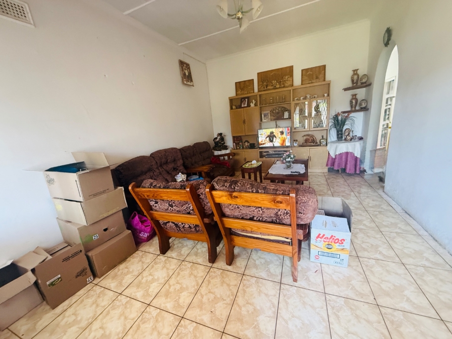 2 Bedroom Property for Sale in Raisethorpe KwaZulu-Natal