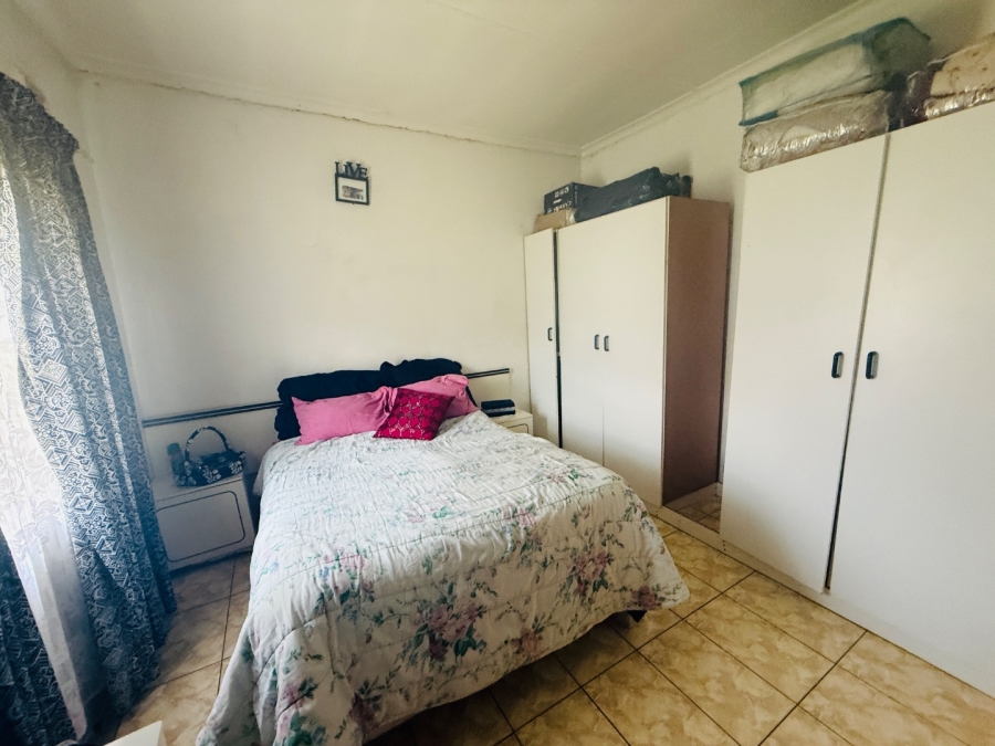 2 Bedroom Property for Sale in Raisethorpe KwaZulu-Natal