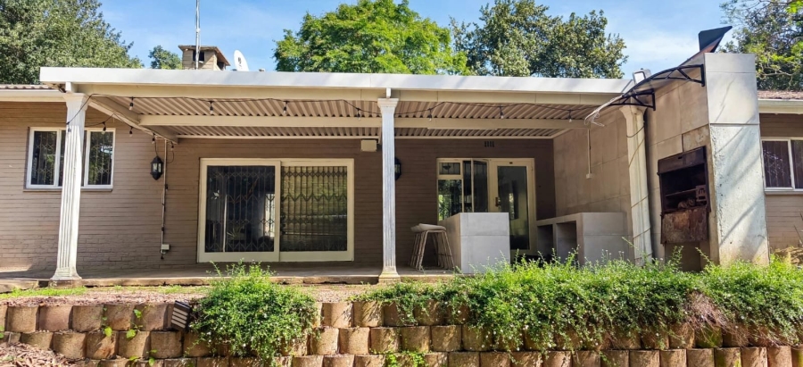4 Bedroom Property for Sale in Kloof KwaZulu-Natal