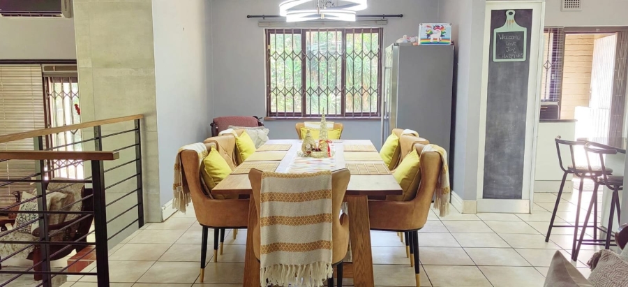 4 Bedroom Property for Sale in Kloof KwaZulu-Natal