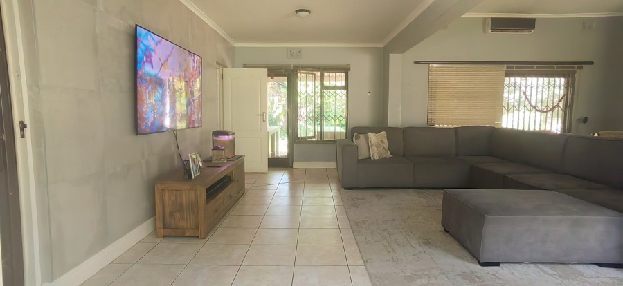 4 Bedroom Property for Sale in Kloof KwaZulu-Natal