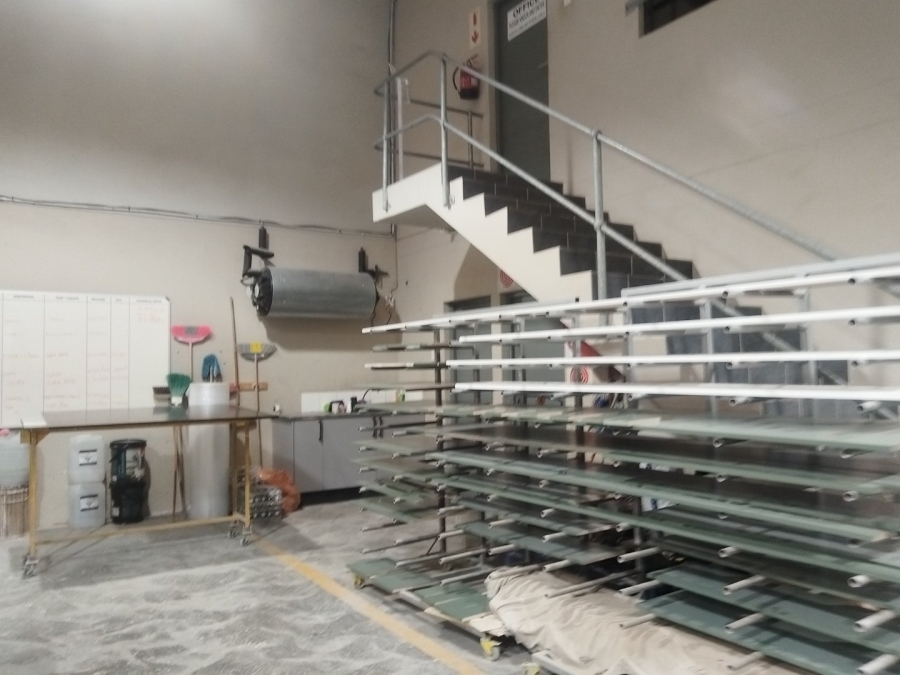 To Let Commercial Property for Rent in Westmead KwaZulu-Natal