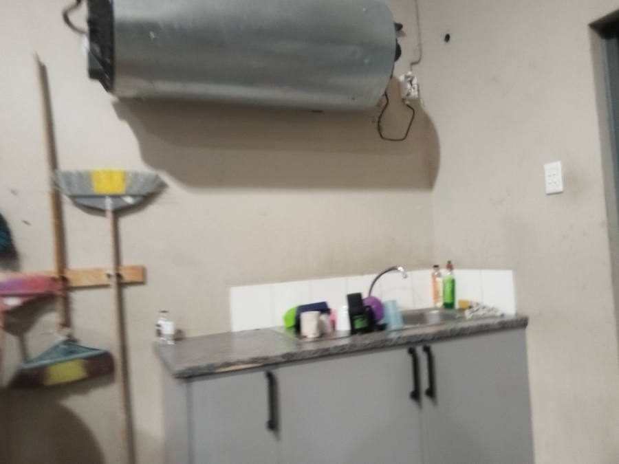 To Let Commercial Property for Rent in Westmead KwaZulu-Natal