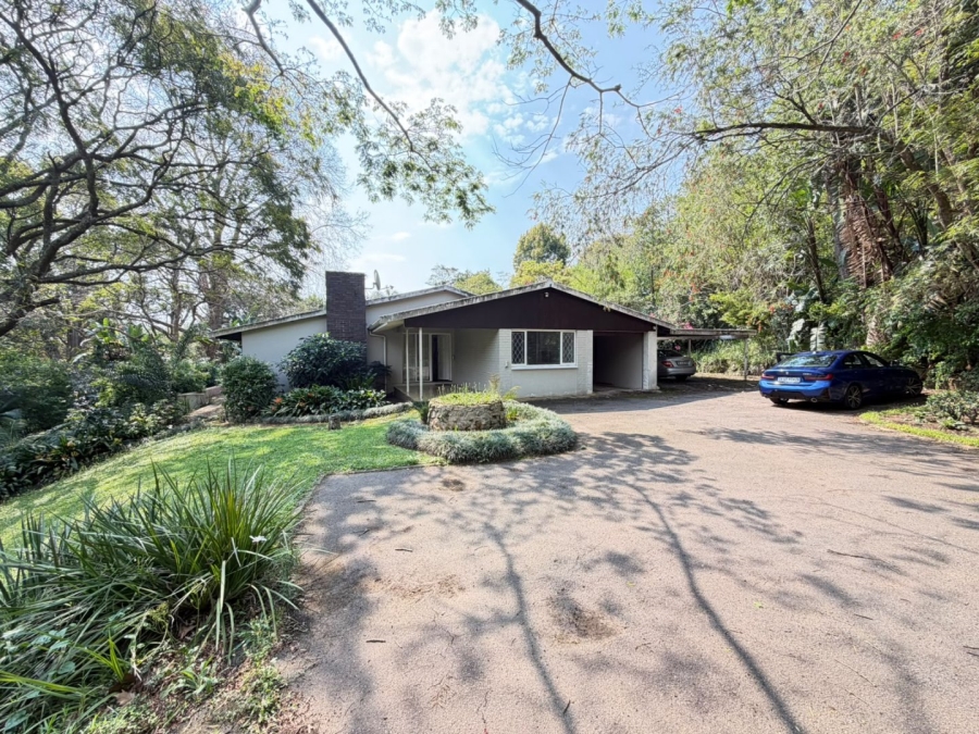 To Let 3 Bedroom Property for Rent in Kloof KwaZulu-Natal