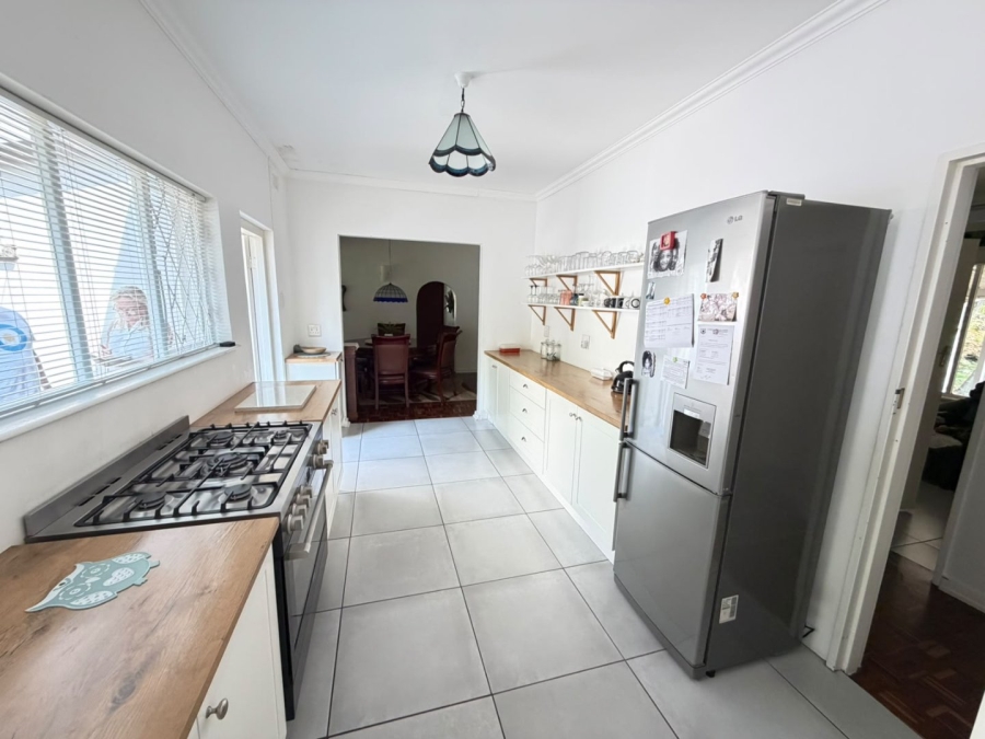 To Let 3 Bedroom Property for Rent in Kloof KwaZulu-Natal