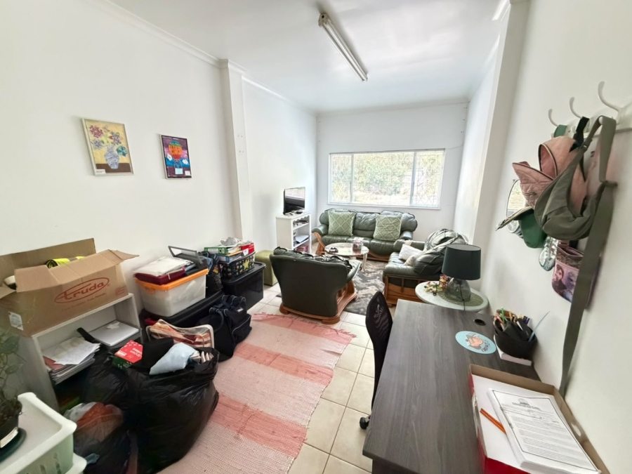 To Let 3 Bedroom Property for Rent in Kloof KwaZulu-Natal
