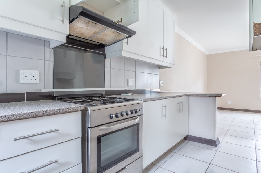 To Let 1 Bedroom Property for Rent in Waterfall KwaZulu-Natal