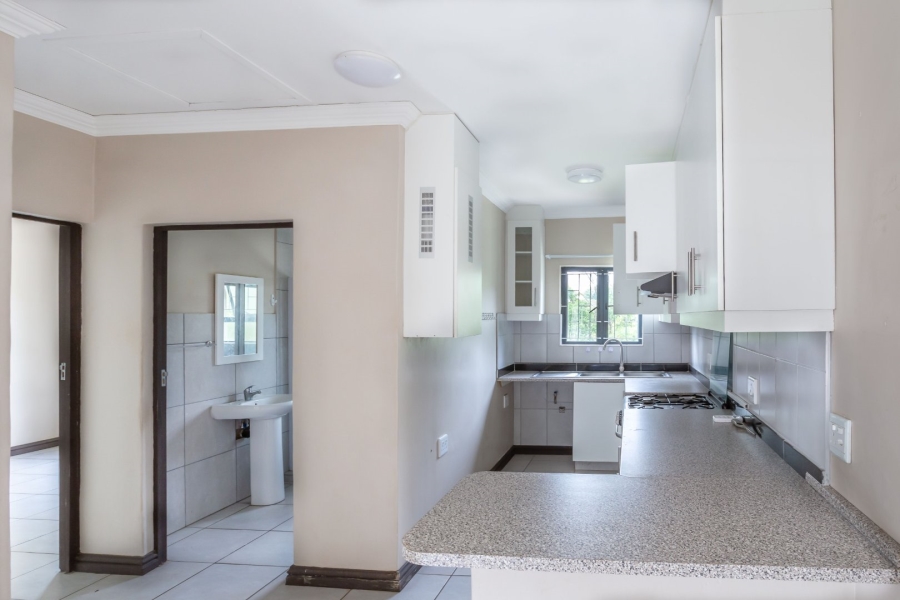To Let 1 Bedroom Property for Rent in Waterfall KwaZulu-Natal