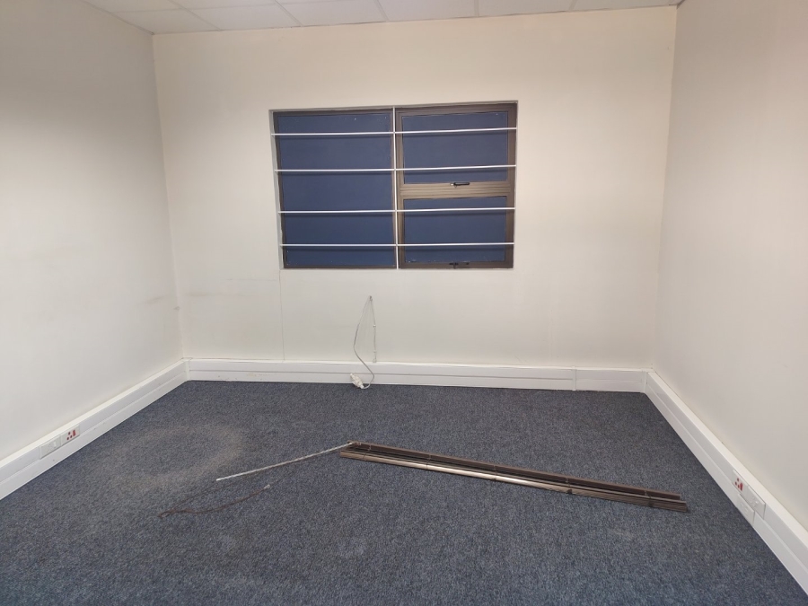 To Let Commercial Property for Rent in Gillitts KwaZulu-Natal