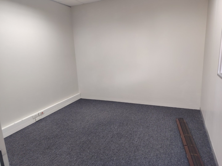 To Let Commercial Property for Rent in Gillitts KwaZulu-Natal