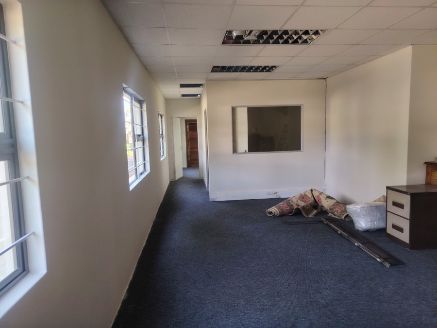 To Let Commercial Property for Rent in Gillitts KwaZulu-Natal