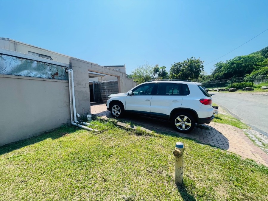 2 Bedroom Property for Sale in Waterval Park KwaZulu-Natal